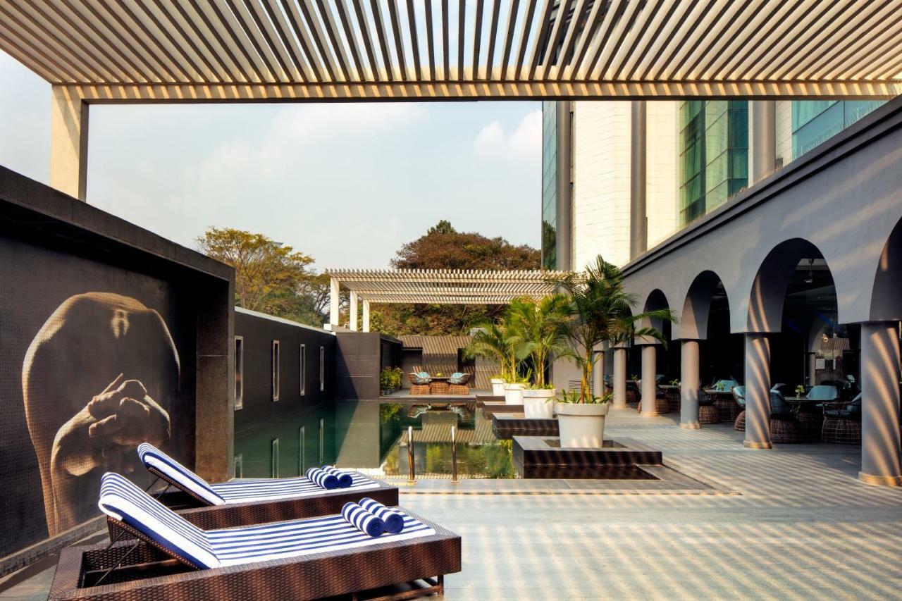 Radisson Blu Atria Bengaluru Bangalore Exterior foto The Park, Hyderabad